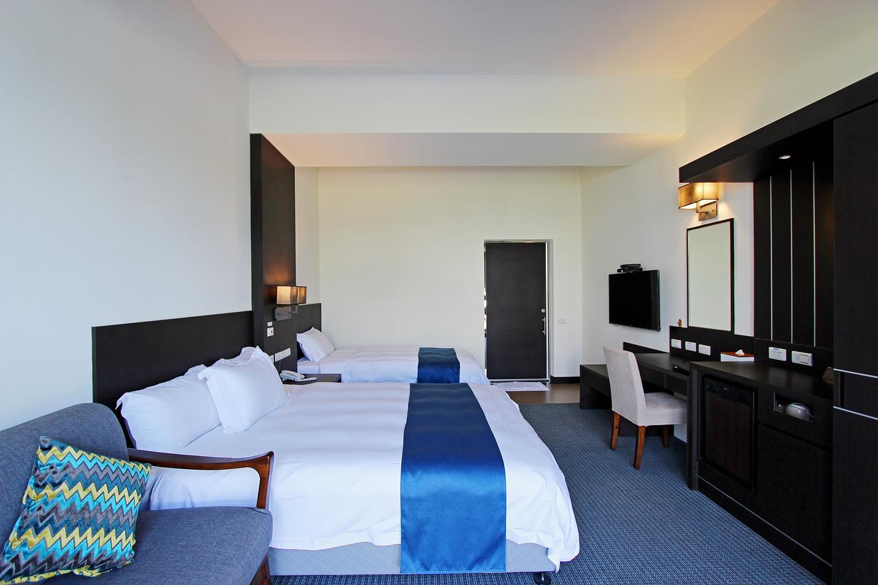 Celebrity 99 Hotel Ji'an Exterior photo